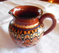 Kleiner Krug Vase Pfauenauge Bulgarien Volkskunst braun mehrfarbig