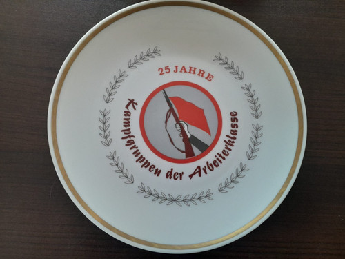 Gedenkteller jahre - gedenkteller,