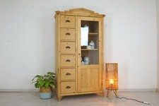 traumhafte restaurierte Vitrine, Vorratsschrank von 1900 in Weichholz Antik