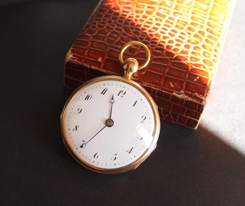 Antike 18k 750 massiv - 18k,