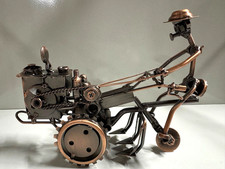 Handgefertigte Metall