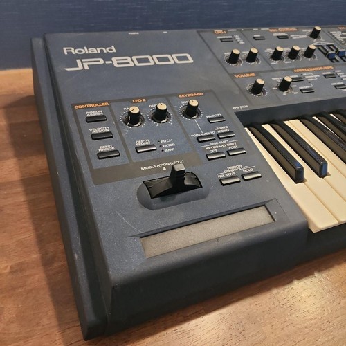 Roland 8000 analog - jp,