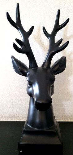 Hirschgeweihkopf schwarz