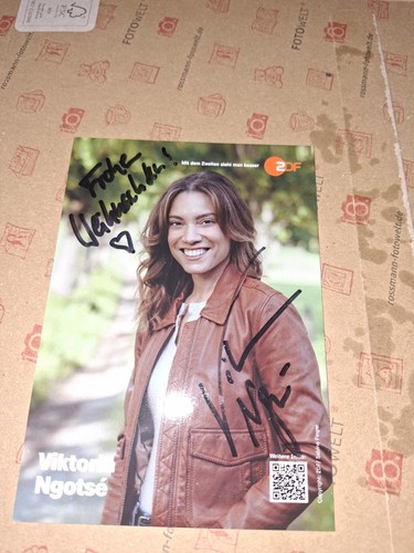 Autogrammkarte viktoria ngotse - autogrammkarte,