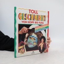 Toll geschminkt von Kopf bis