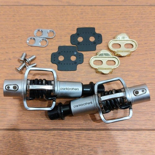 Crank brothers egg - crank, beater
