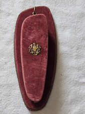 Seltene antike KIESECKER Kleiderbürste mit Wappen Sachsen & Wandhalterung