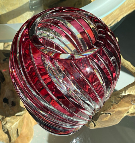Rubinrote bleikristall vase - bleikristall,