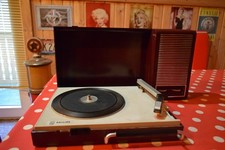 Kofferplattenspieler