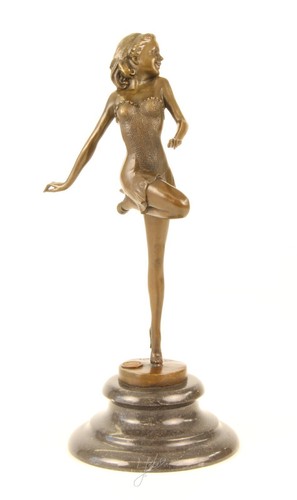 Schöne bronzeskulptur pin - bronzeskulptur, pin-up