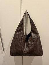 Schöne Schultertasche Muster