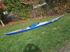 Einer Kajak aus Holz