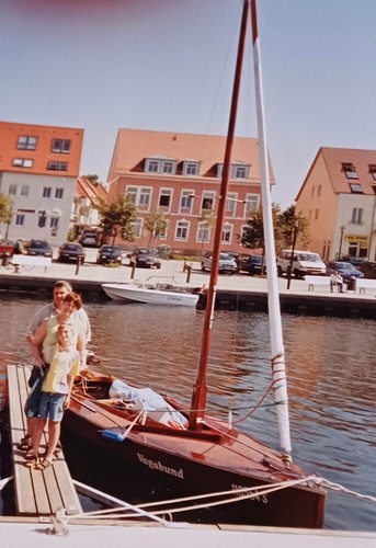 Segelboot mit trailer - mit,