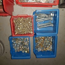 16 Kg Schrauben, Muttern 