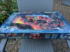 Revell Fire Fighter Set mit Unimog U1300 LTF 8/18 - inklusive Basis Zubehör