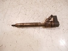 Injektor Einspritzdüse für Mercedes Sprinter 2,1 311 CDI OM611.981 A6110701687