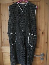 Kittelschürze , schwarz  / weiß ,  Größe 44 , DDR