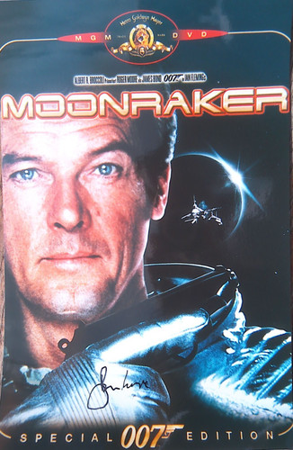 Roger moore orig - roger,