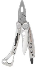 LEATHERMAN Multi-Tool