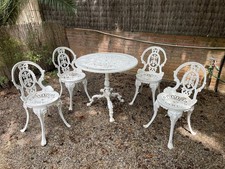 ANTIKE GARTENLOUNGE. VICTORIAN