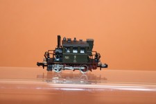 20/54-20, Trix Spur N , Glaskasten , Dampflok , unbespielt
