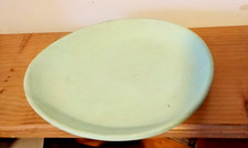 Tonteller in Eiform hellgrün