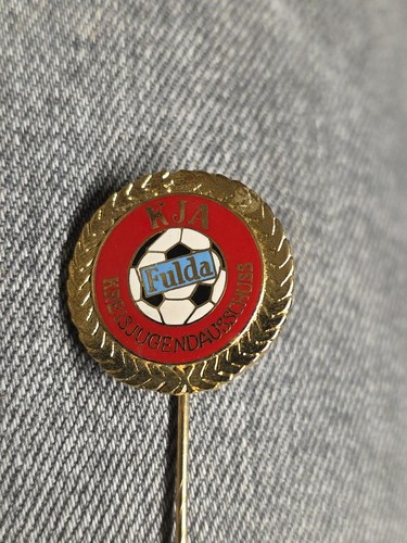 Alte anstecknadel fußball - alte,
