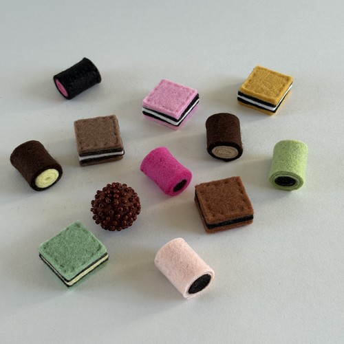 Lakritze konfekt bonbons aus - ,