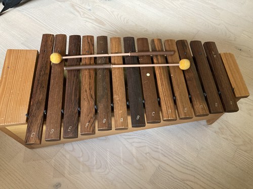 Schönes alt xylophon von - schönes,