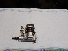 Carson / Force 15 Nitro Verbrenner Motor 2,5 ccm für Modellautos  schöner Zustan