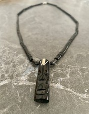 handgeschnitzte Onyx-Kette