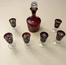 Karaffe mit 6 Likörgläsern