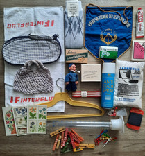 DDR-Konvolut - Stiefelsocken;Netz; Anti Statikspray; Spielzeug; Wimpel u.a.