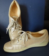 PURE WELLNESS by CHRISTIAN