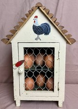 Vintage rustikaler Eierhalter