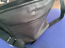 SONNENLEDER  Schultertasche aus Leder schwarz