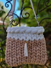 Handtasche, Umhängetasche, Grobstricktasche mit Quaste Zweifarbig (Sand, Weiß)