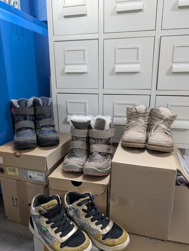 Paar kinderschuhe mädchen - 4,