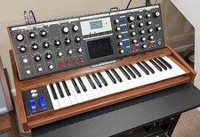 Moog Minimoog Voyager with