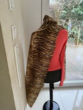 ZARA  XXL SCHAL ANIMAL