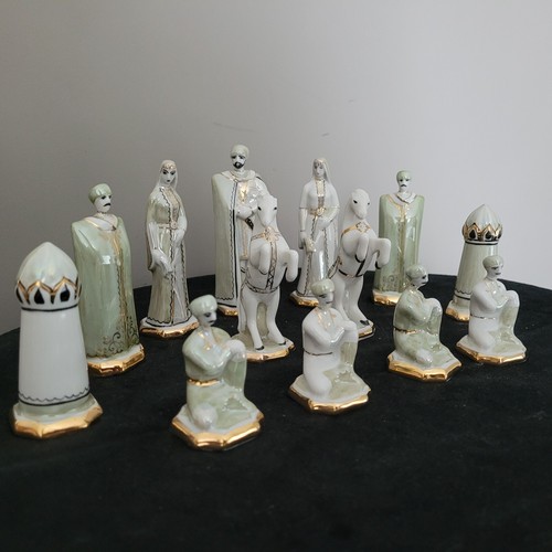 Schach schachfiguren porzellan - schach,