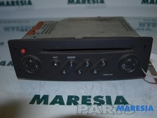 CD-Radio Renault Megane II Coupe/Cabriolet EM 8200256141 P23283344