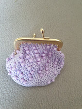 Knipsbörse, Handarbeit, 70 er, fliederfarbig mit Perlen
