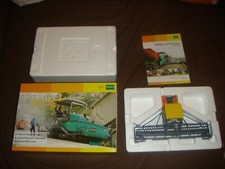 ASPHALTFERTIGER "VÖGELE"