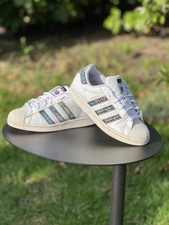 Adidas Superstar – Pride