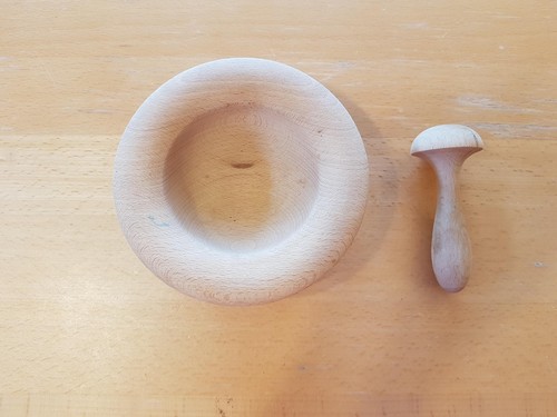 Holzmörser mit stößel - holzmörser,