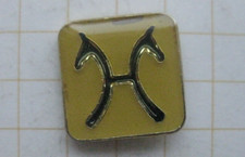 PFERDE / HANNOVER SYMBOL / STÄDTE .............................. Tier Pin (205k)