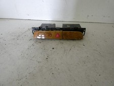 Ablagefach VW Passat 3C Variant  Warnblinklichtschalter Holzdekor 3C1857273