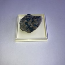 Hauyn (Haüyn) Mineral Fundort Mendig / Eifel Rohstein Aus Nachlass