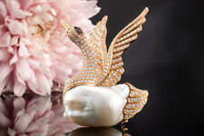 Brosche Anhänger Schwan mit Barockperle und Brillanten in 750er Rotgold Schmuck